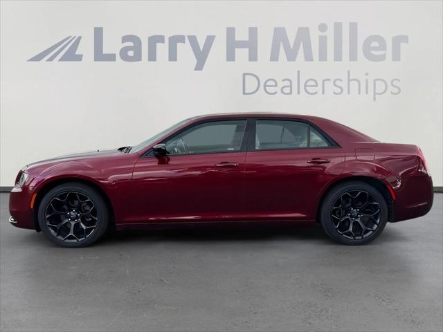 2019 Chrysler 300 Touring