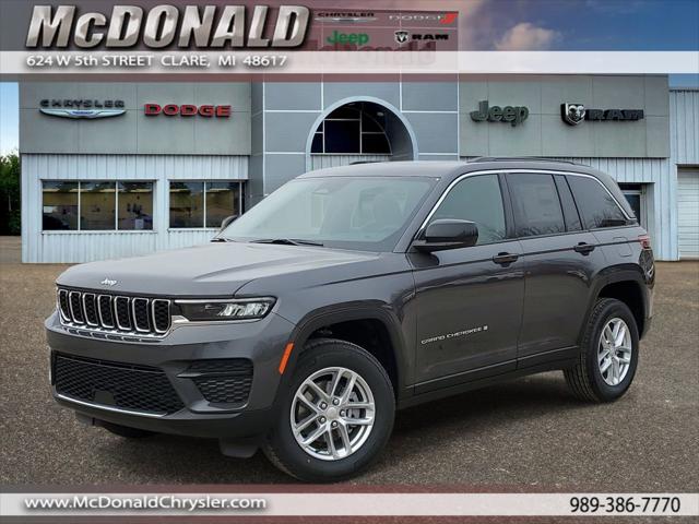 2026 Jeep Grand Cherokee GRAND CHEROKEE LAREDO X 4X4