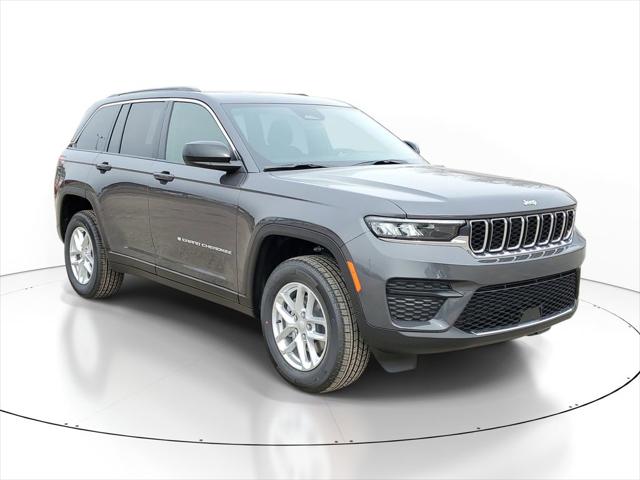 2026 Jeep Grand Cherokee GRAND CHEROKEE LAREDO X 4X4