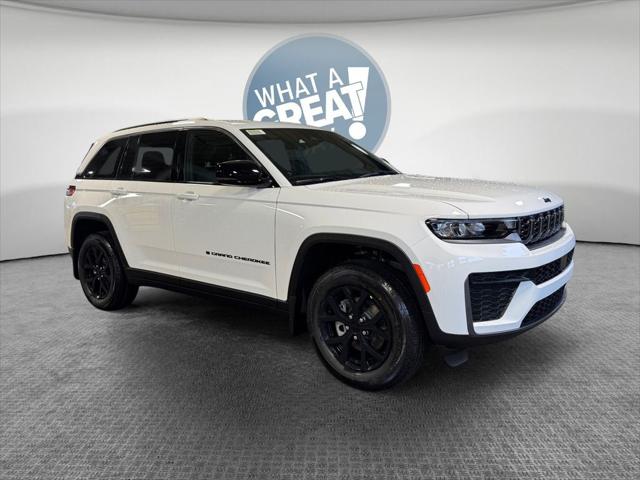 2026 Jeep Grand Cherokee GRAND CHEROKEE LAREDO ALTITUDE 4X4 2026 Jeep Grand Cherokee GRAND CHEROKEE LAREDO ALTITUDE 4X4