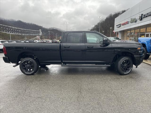 2026 RAM Ram 2500 RAM 2500 BLACK EXPRESS CREW CAB 4X4 8 BOX