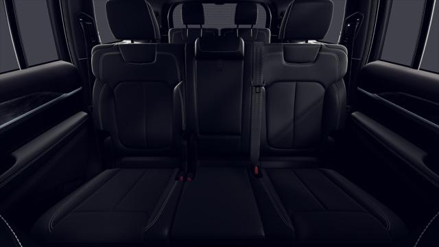 2026 Jeep Grand Cherokee GRAND CHEROKEE L LAREDO ALTITUDE 4X4