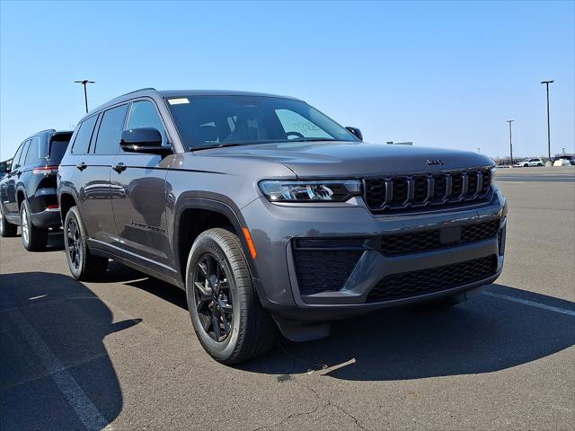 2026 Jeep Grand Cherokee GRAND CHEROKEE L LAREDO ALTITUDE 4X4