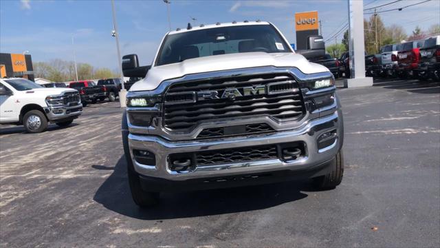 2026 RAM Ram 4500 Chassis Cab RAM 4500 TRADESMAN CHASSIS CREW CAB 4X4 60 CA