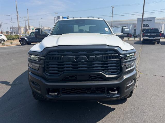 2026 RAM Ram 4500 Chassis Cab RAM 4500 TRADESMAN CHASSIS CREW CAB 4X4 84 CA