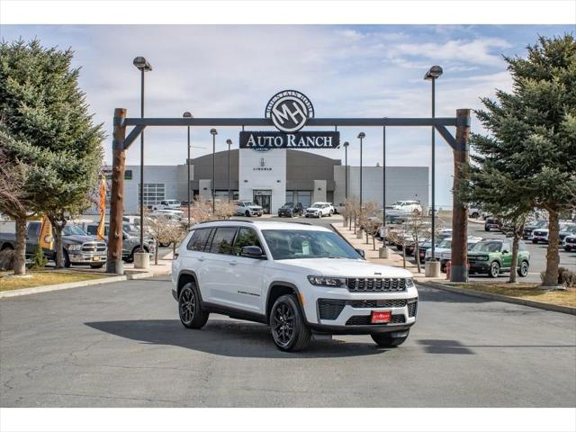 2026 Jeep Grand Cherokee GRAND CHEROKEE L LAREDO ALTITUDE 4X4