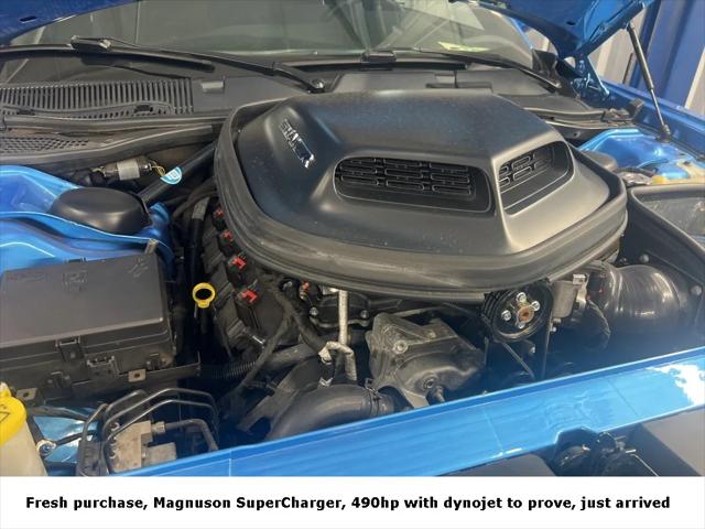 2015 Dodge Challenger R/T Shaker