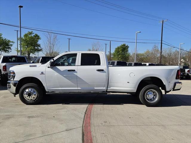 2026 RAM Ram 3500 RAM 3500 TRADESMAN CREW CAB 4X4 8 BOX