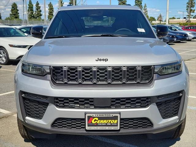 2026 Jeep Grand Cherokee Altitude 4x2