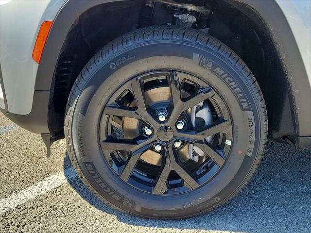 2026 Jeep Grand Cherokee Altitude 4x2