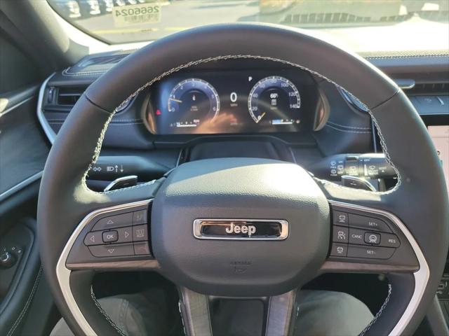 2026 Jeep Grand Cherokee Altitude 4x2
