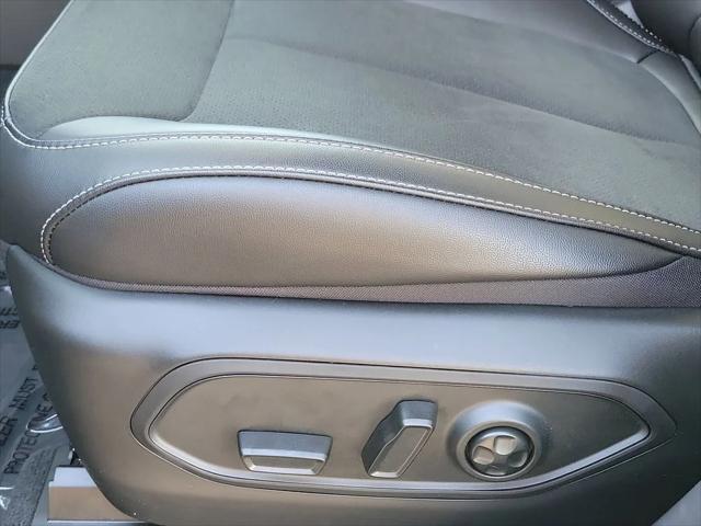2026 Jeep Grand Cherokee Altitude 4x2