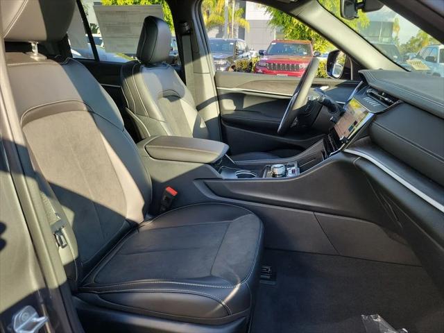 2026 Jeep Grand Cherokee Altitude 4x2