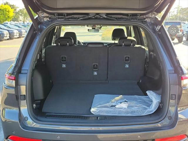 2026 Jeep Grand Cherokee Altitude 4x2