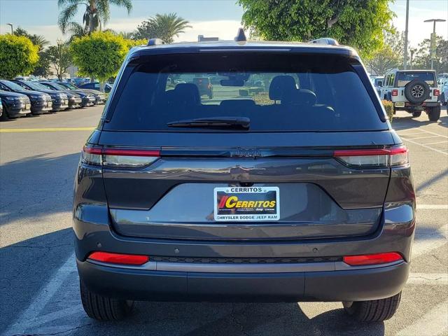 2026 Jeep Grand Cherokee Altitude 4x2