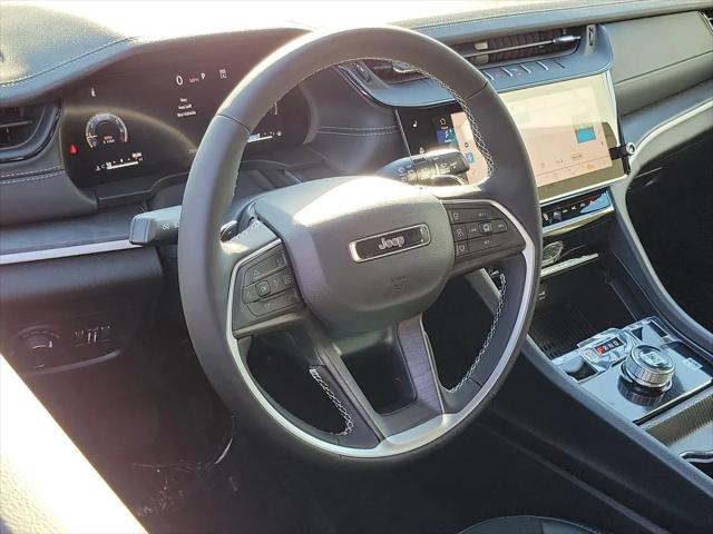 2026 Jeep Grand Cherokee Altitude 4x2