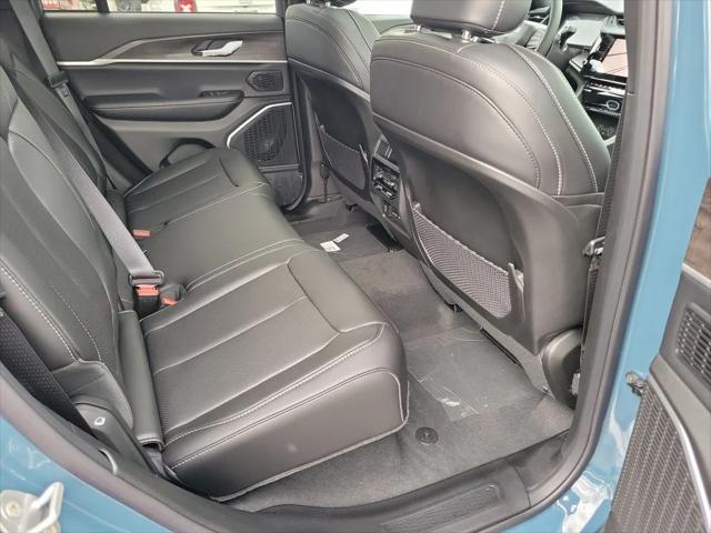 2026 Jeep Grand Cherokee Limited 4x2