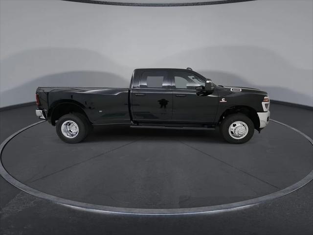2026 Ram 3500 Tradesman Crew Cab 4x4 8' Box