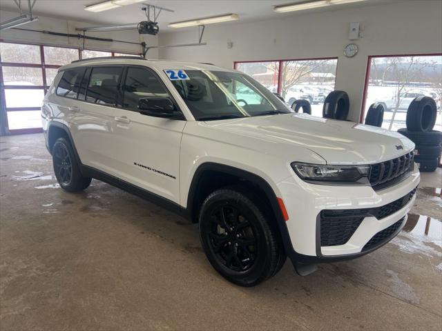 2026 Jeep Grand Cherokee GRAND CHEROKEE L LAREDO ALTITUDE 4X4