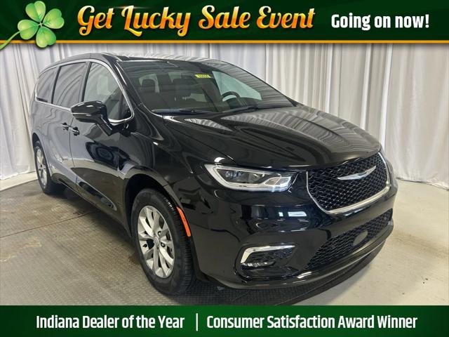 2026 Chrysler Pacifica PACIFICA SELECT AWD