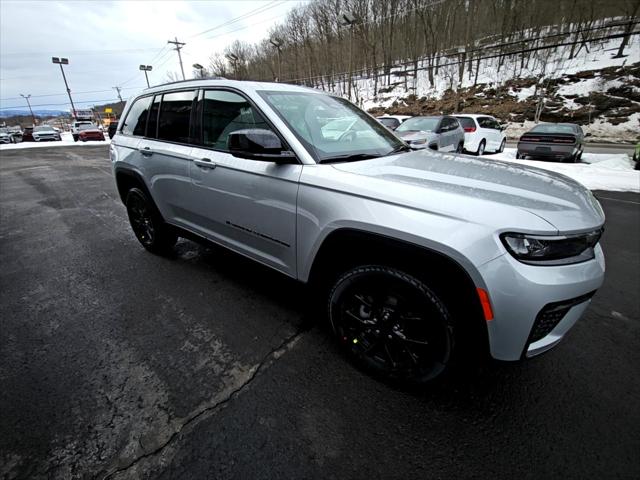 2026 Jeep Grand Cherokee GRAND CHEROKEE LAREDO ALTITUDE 4X4