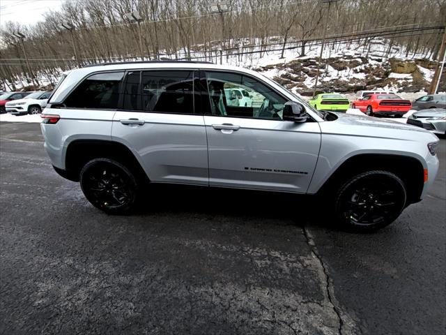 2026 Jeep Grand Cherokee Altitude 4x4