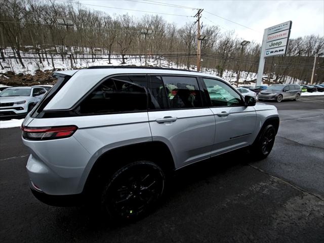 2026 Jeep Grand Cherokee Altitude 4x4