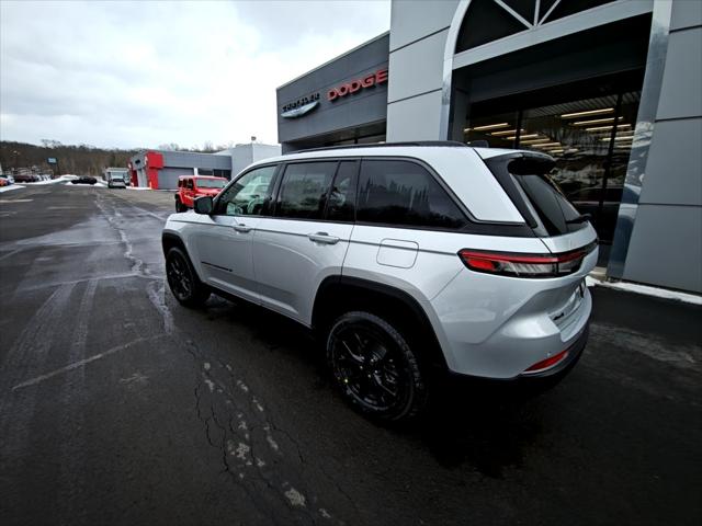 2026 Jeep Grand Cherokee Altitude 4x4