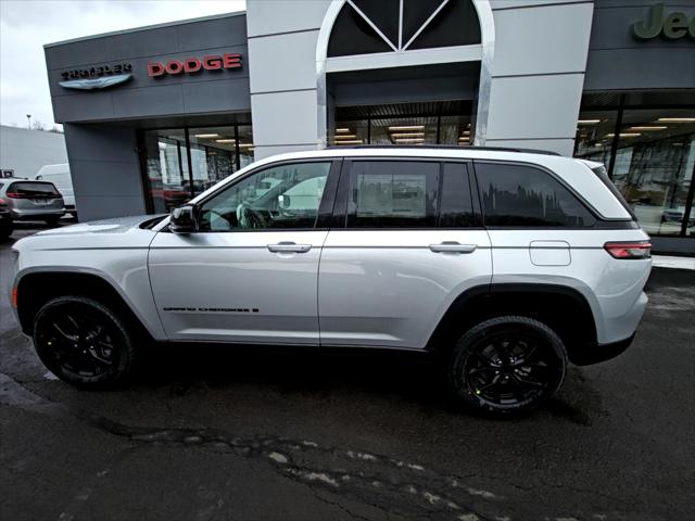 2026 Jeep Grand Cherokee Altitude 4x4