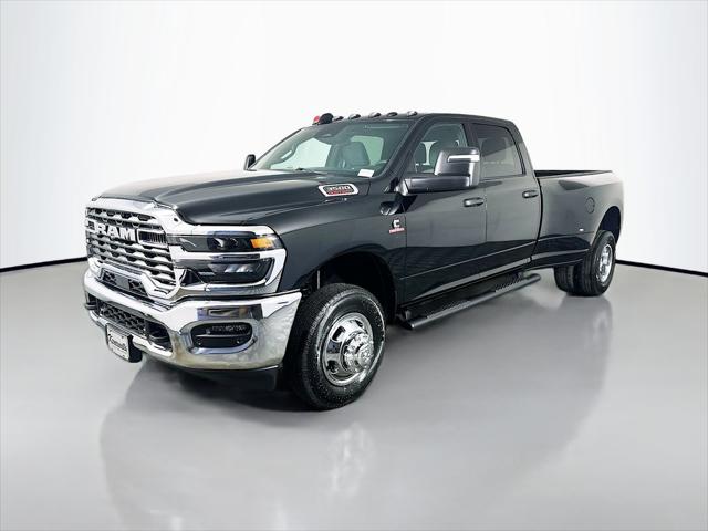2026 RAM Ram 3500 RAM 3500 TRADESMAN CREW CAB 4X4 8 BOX