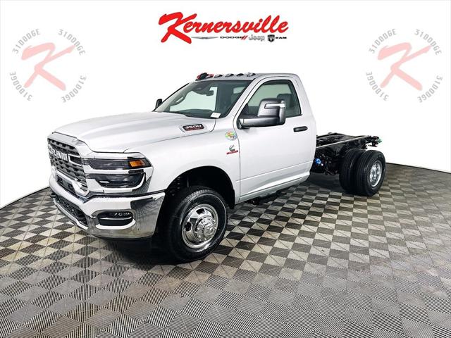 2026 RAM Ram 3500 Chassis Cab RAM 3500 TRADESMAN CHASSIS REGULAR CAB 4X4 60 CA