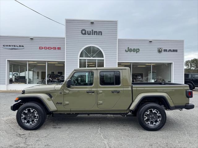 2026 Jeep Gladiator GLADIATOR SAHARA 4X4