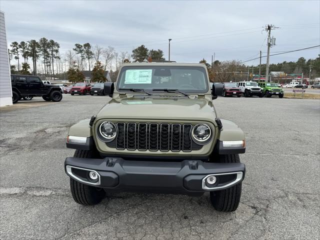 2026 Jeep Gladiator GLADIATOR SAHARA 4X4