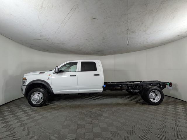 2026 RAM Ram 5500 Chassis Cab RAM 5500 TRADESMAN CHASSIS CREW CAB 4X4 84 CA