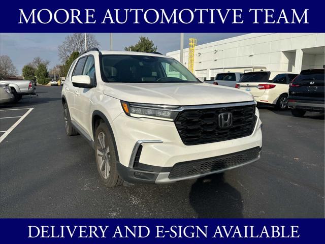 2023 Honda Pilot AWD Elite