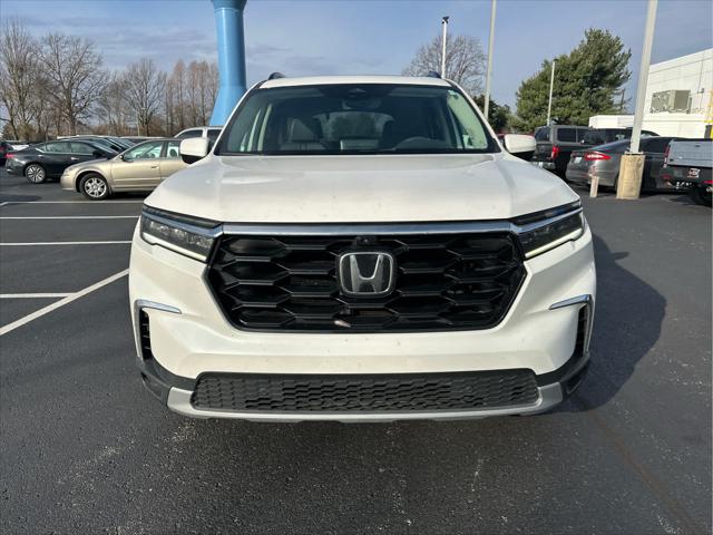 2023 Honda Pilot AWD Elite
