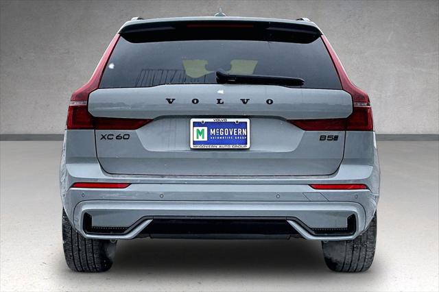 2026 Volvo XC60 B5 Ultra Black Edition