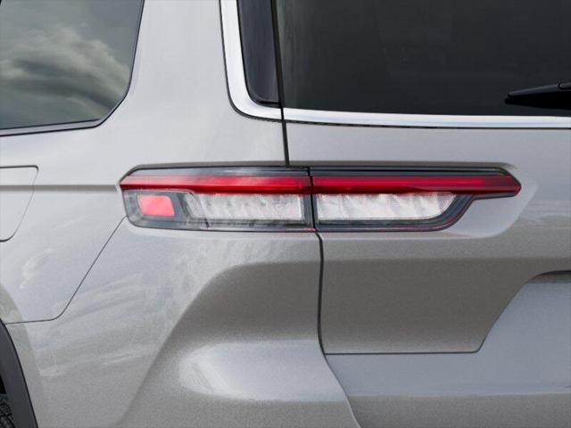 2025 Jeep Grand Cherokee L Laredo 4x2