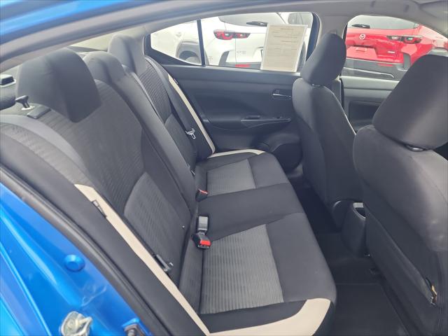 2021 Nissan Versa SV Xtronic CVT
