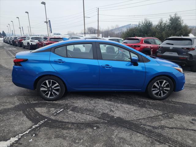 2021 Nissan Versa SV Xtronic CVT