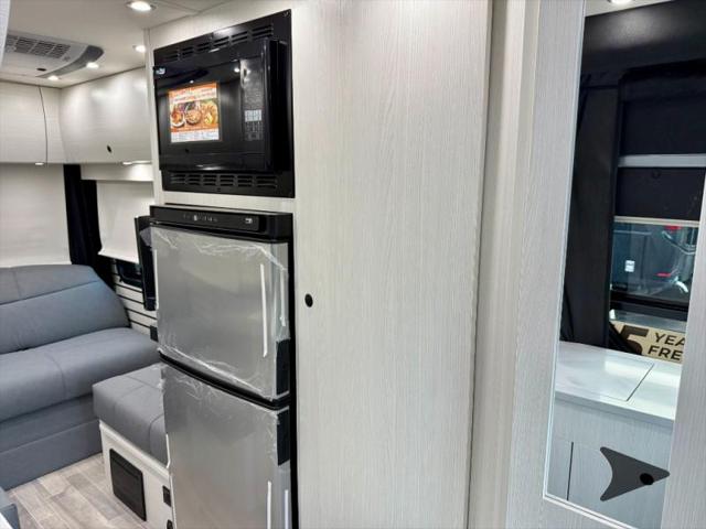 2026 Mercedes-Benz Sprinter 3500XD High Roof 4-Cyl Diesel HO
