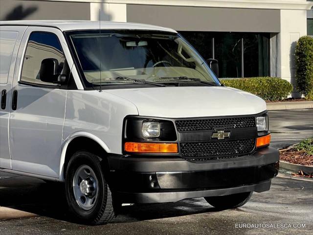 2017 Chevrolet Express Work Van