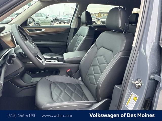 2026 Volkswagen Atlas SE with Technology