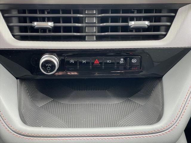2026 Ford Explorer Active (200A)