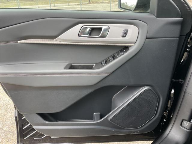 2026 Ford Explorer Active (200A)