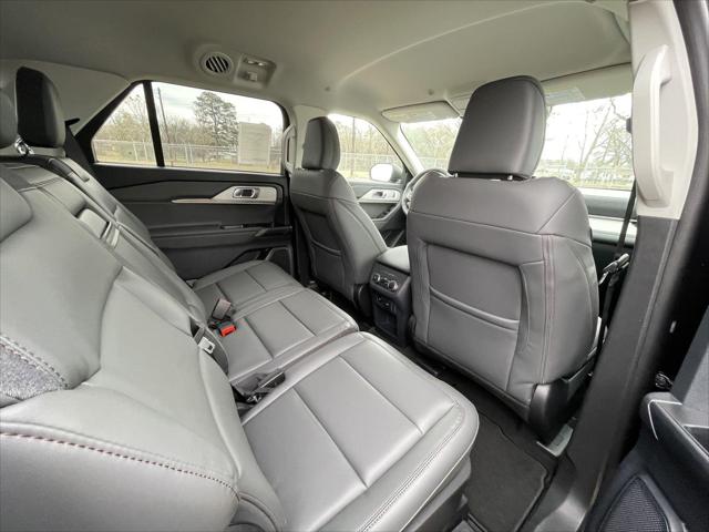 2026 Ford Explorer Active (200A)