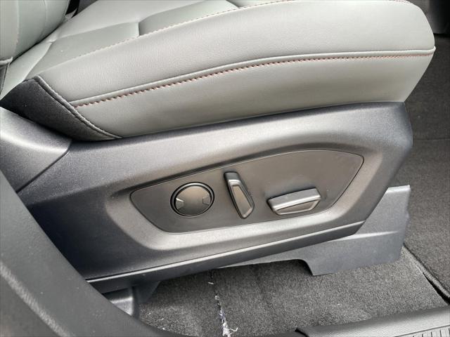 2026 Ford Explorer Active (200A)