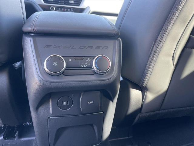 2026 Ford Explorer Active (200A)