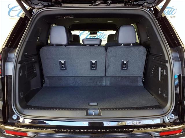 2026 GMC Acadia Denali AWD