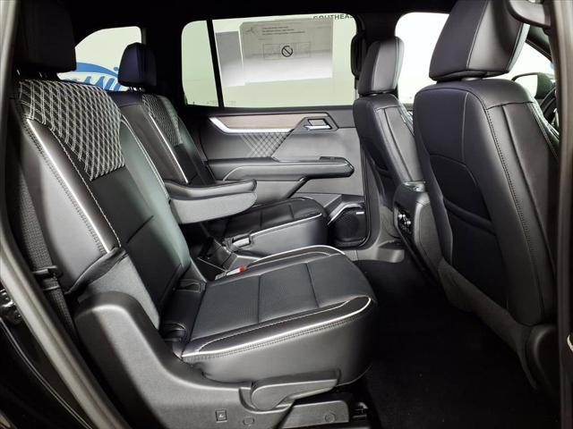2026 GMC Acadia Denali AWD